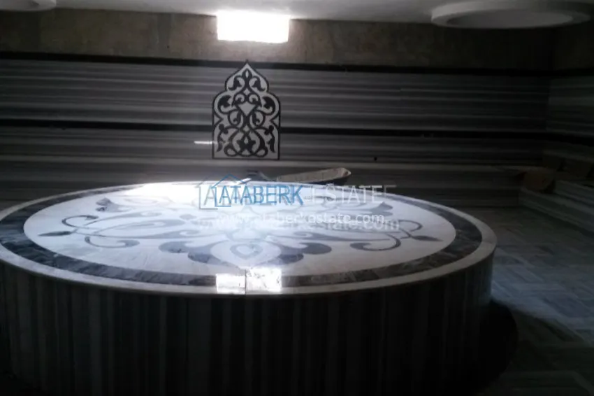 Complex Crystal River in Oba 17 