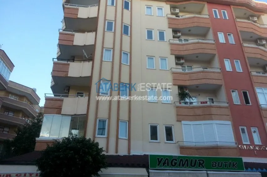 Недорогое предложение просторной трехкомнатной квартиры в самом центре популярного района Махмутлар 1 