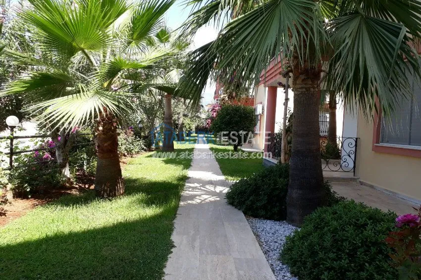 Duplex with access to the garden 1 