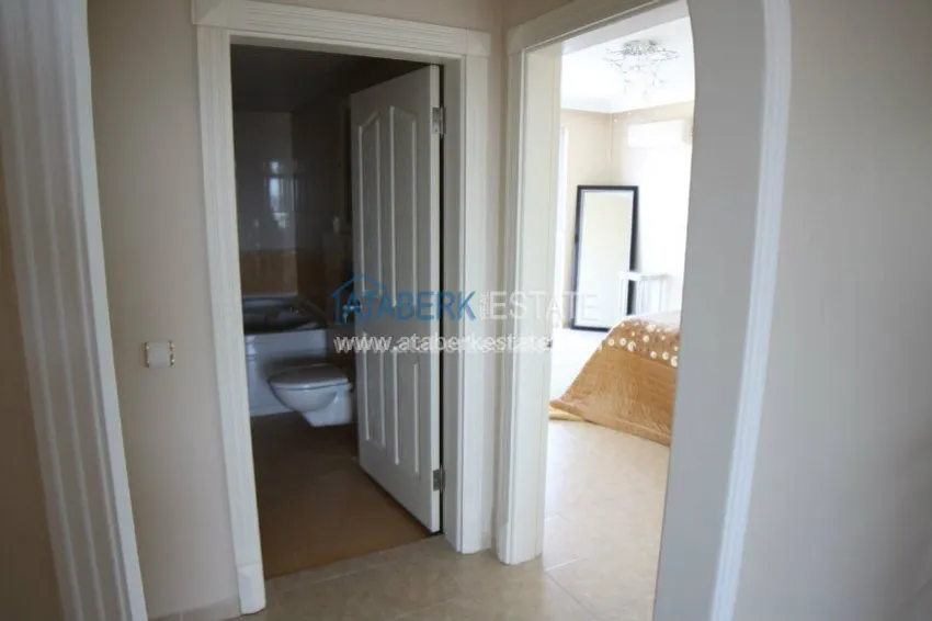 Luxurious penthouse from the owner, with furniture and appliances 44 