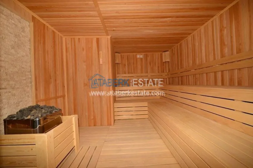 В новом комплексе просторная квартира с двумя спальнями. 3 