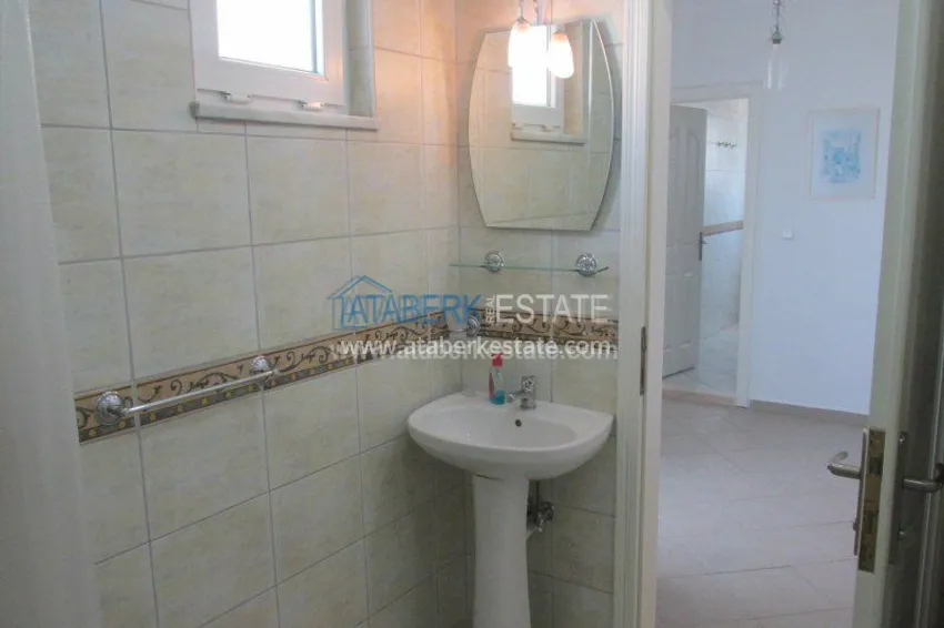 Квартира 2+1 в городском доме с бассейном. 14 