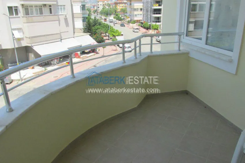 Квартира 2+1 в городском доме с бассейном. 16 