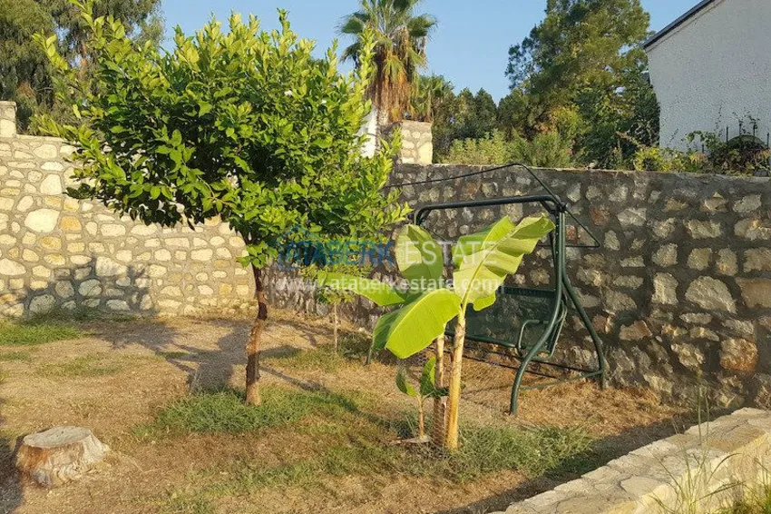 Furnished villa with land plot and equipment waiting for its owner! 6 