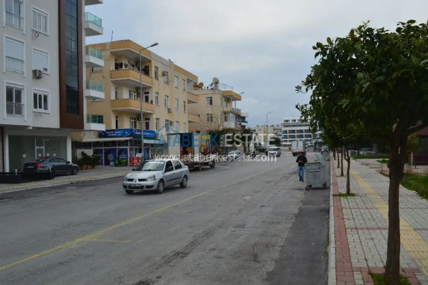 Luxurious two-level penthouse in Oba 4 