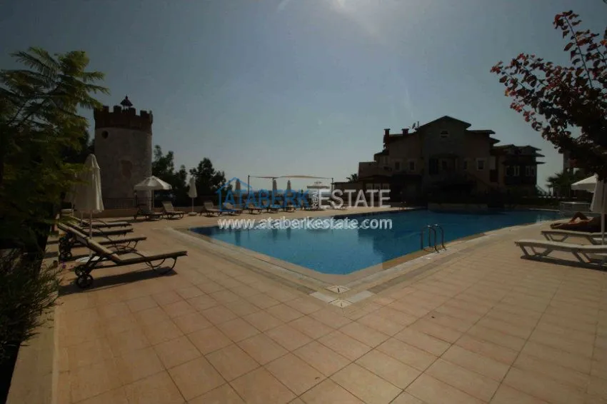 Furnished 3+1 apartment in the elite complex in Avsallar 6 