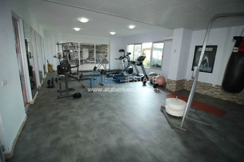 Furnished 3+1 apartment in the elite complex in Avsallar 7 