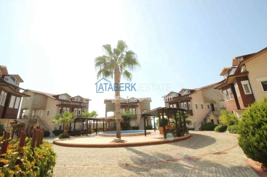 Furnished 3+1 apartment in the elite complex in Avsallar 13 