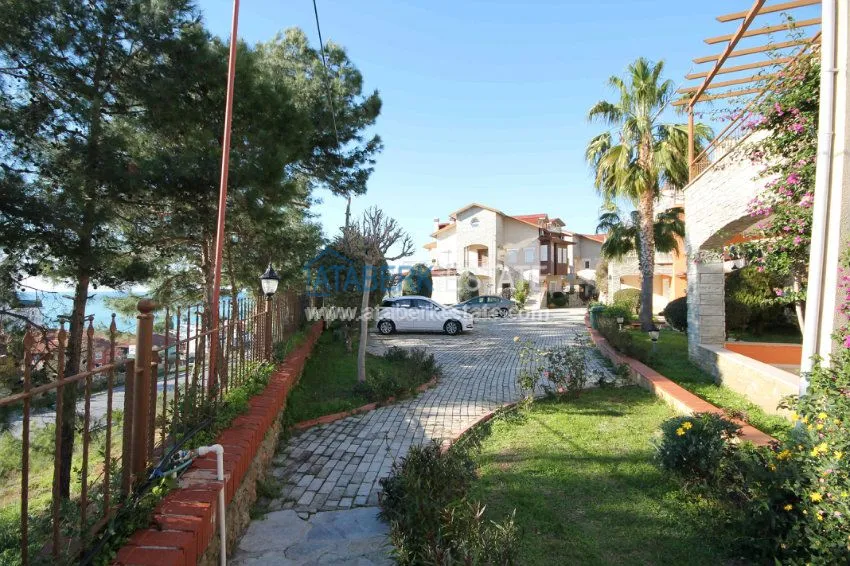 Furnished 3+1 apartment in the elite complex in Avsallar 18 