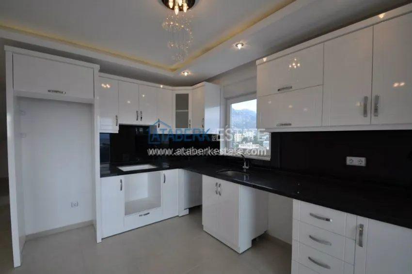 Квартира дублекс с видом на море 8 