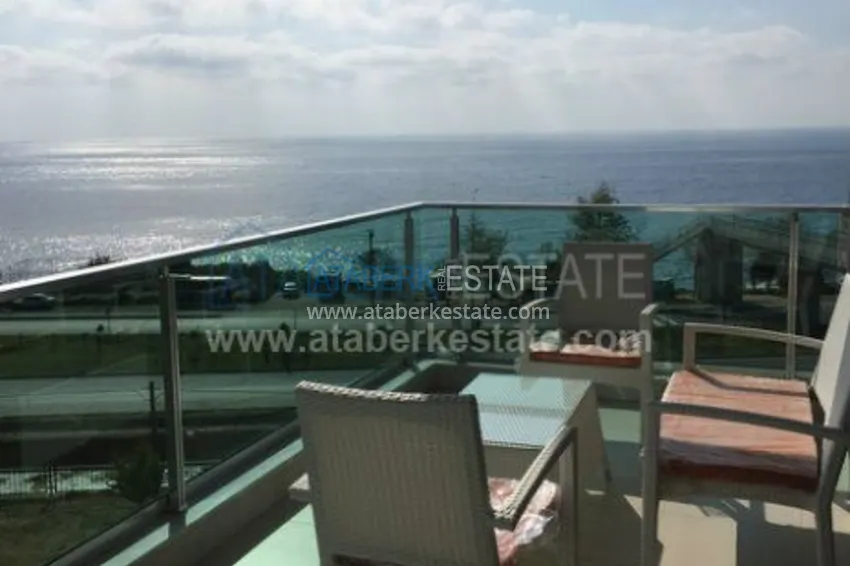 Полностью меблированная квартира с видом на море в элитном жилом комплексе 19