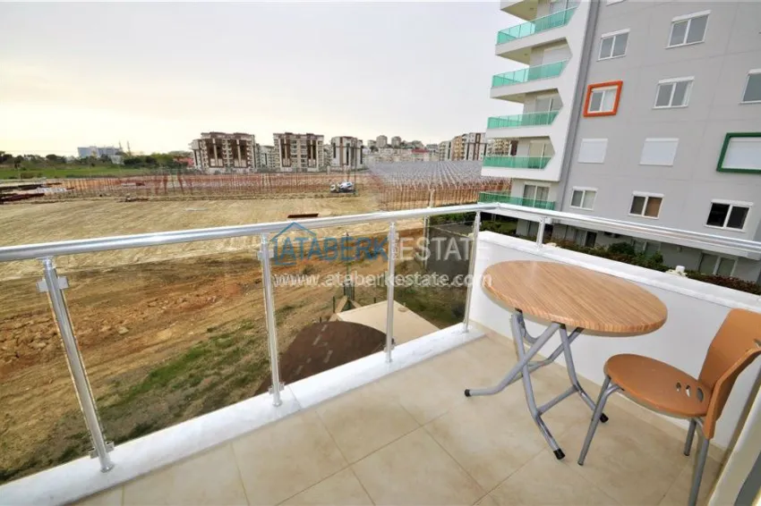 Трехкомнатная квартира в уютном жилом комплексе 15 