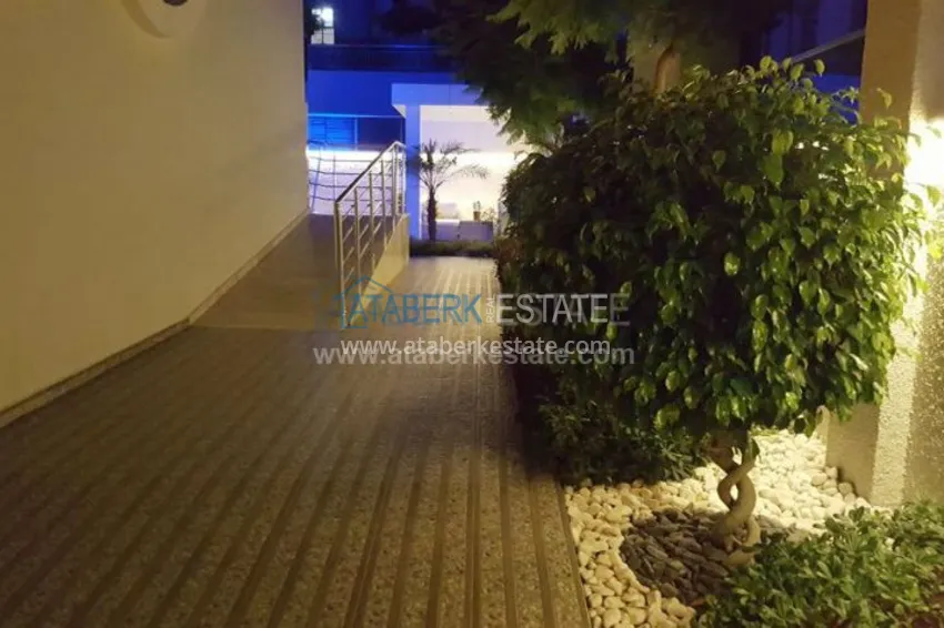 Cozy two-roomed apartment with furniture in the center of Alanya 4 