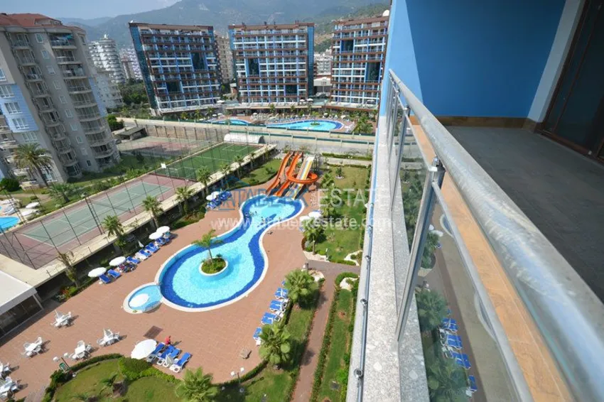 Элитная квартира с тремя спальня в шикарном комплексе в центре Алании 20 