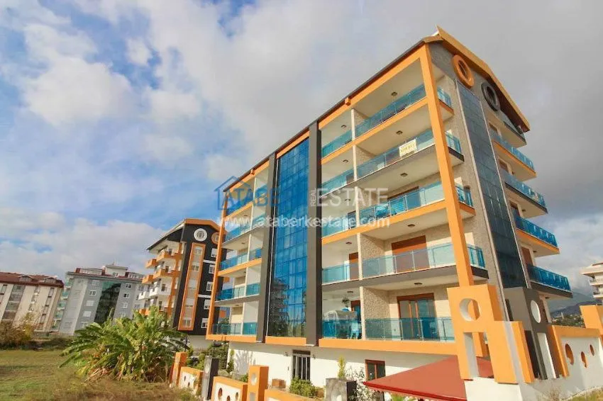 1+1 apartment in a comfortable complex on the first coastline 12 