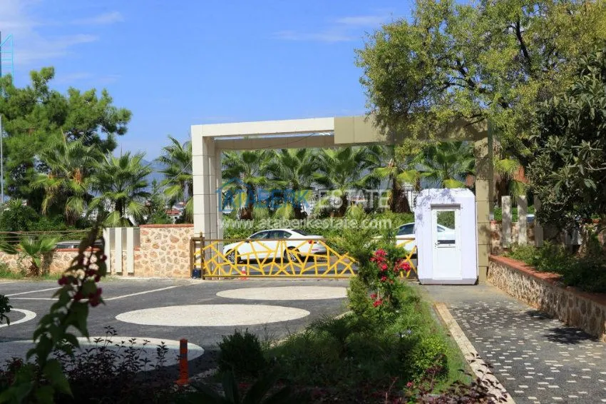 Furnished 1+1 apartment in Kestel 5 