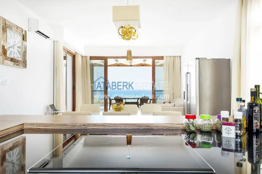 Квартиры в малоэтажном комплексе с панорамным видом на море 44 