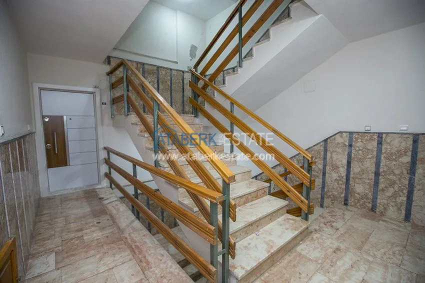 Просторная 2+1 после ремонта в городском доме на проспекте Барбаросса 2 