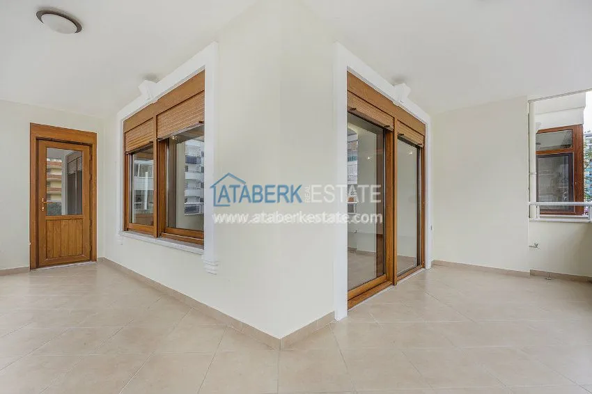 Modern apartment without Aidat 5 