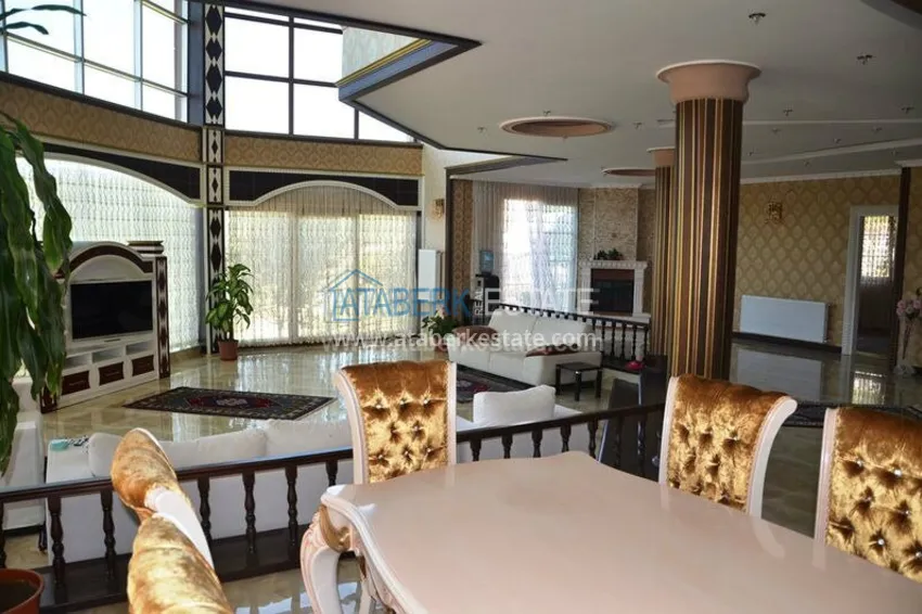 Exclusive mansion with stunning views! 7 