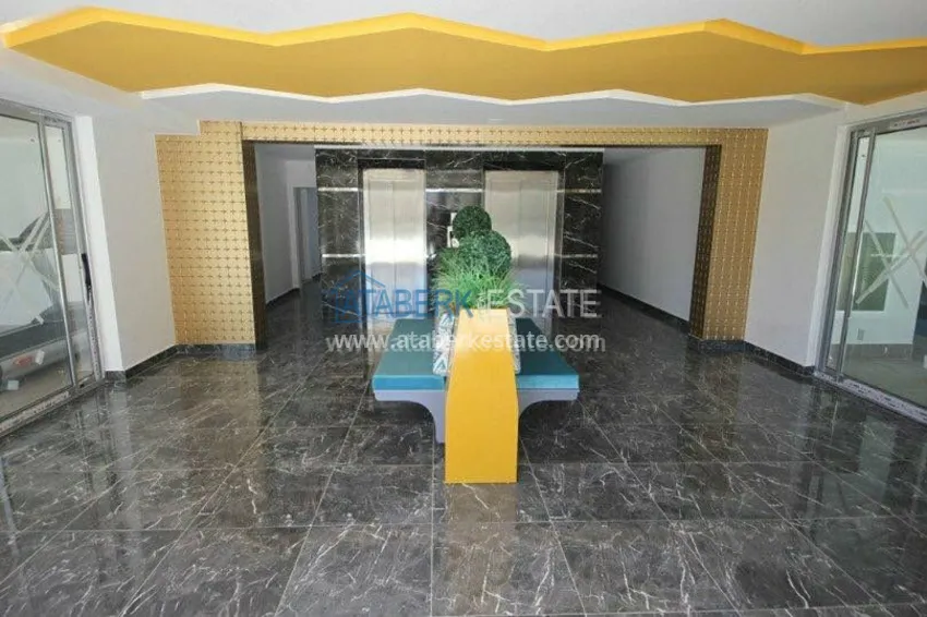 В новом комплексе просторная квартира с двумя спальнями. 8 