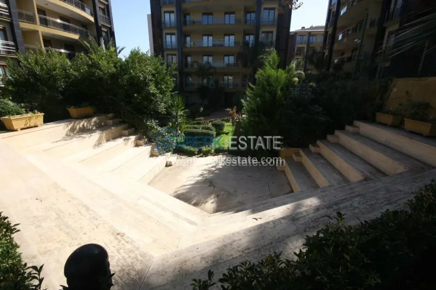 Spacious 3+1 apartment in a luxury complex in the center of Alanya 20 