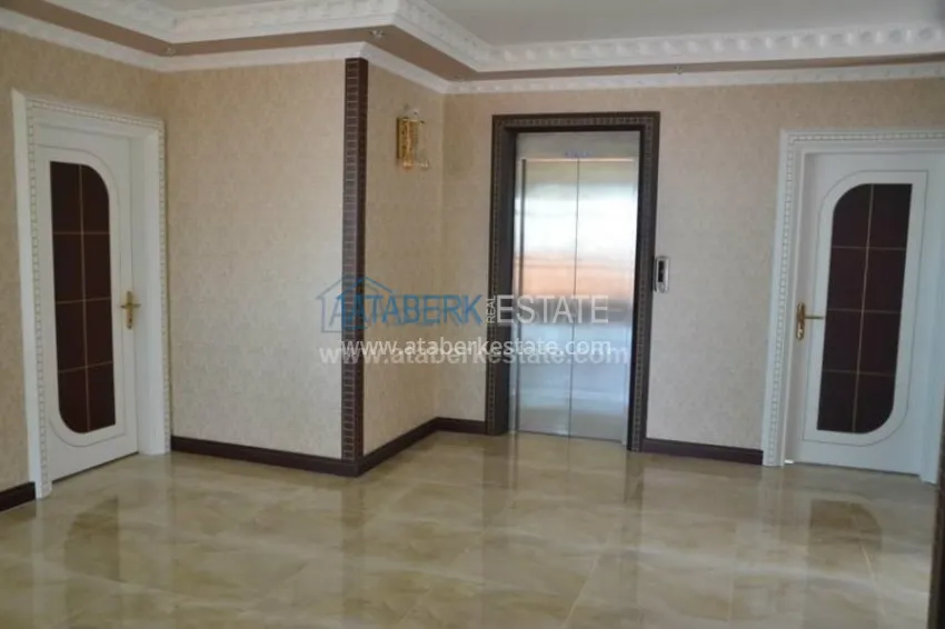 Exclusive mansion with stunning views! 8 