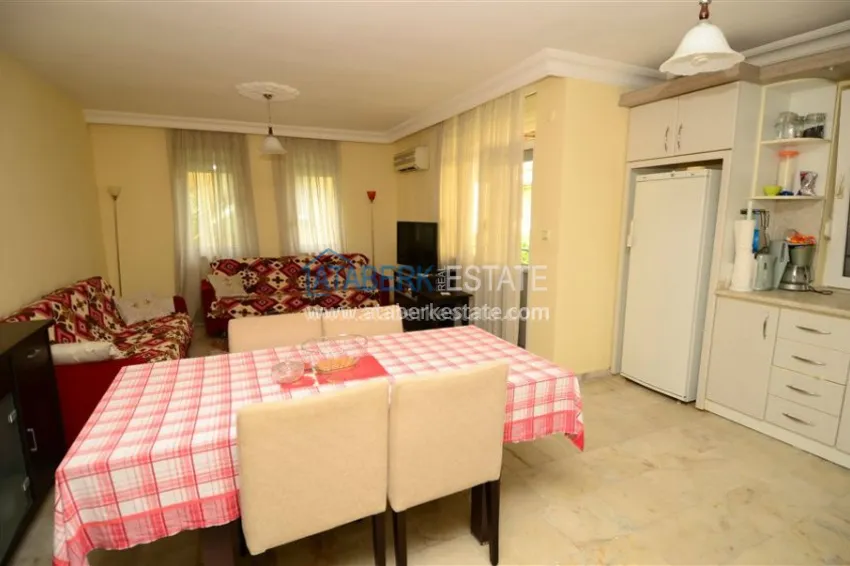 Townhouse near the sea for a cheap price 2 