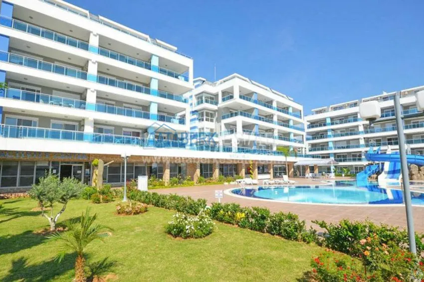 Furnished apartment on the Mediterranean coast in Oba 10 