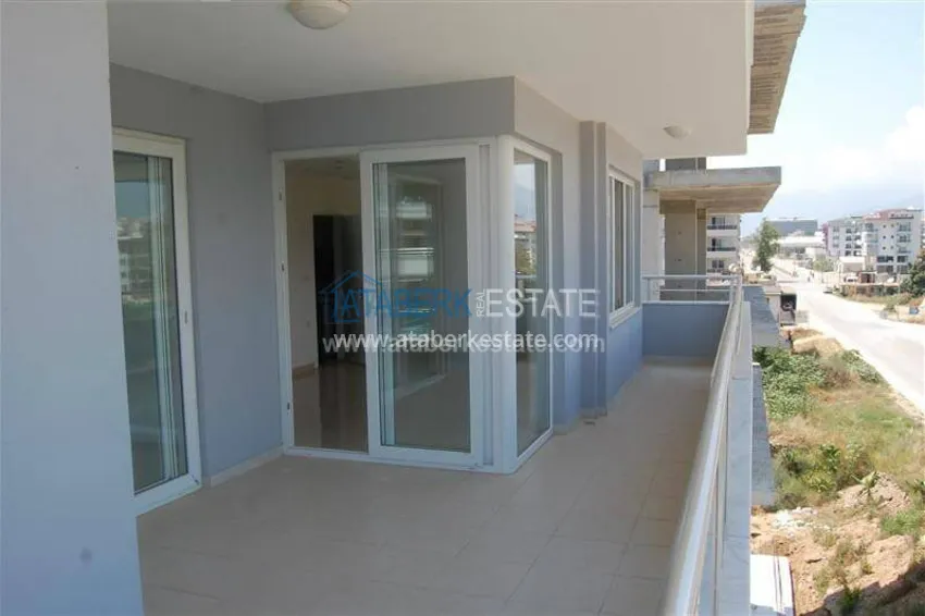 Complex in a new, modern area of Alanya 15 