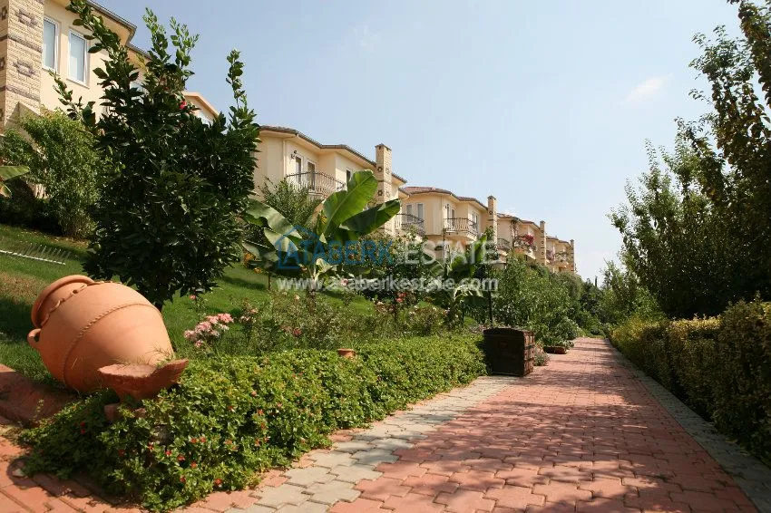 Apartment in the main building of Gold City 9 