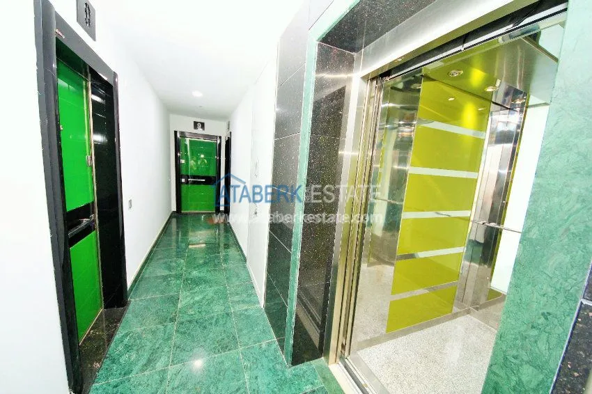 1+1 apartment in a comfortable complex on the first coastline 17 