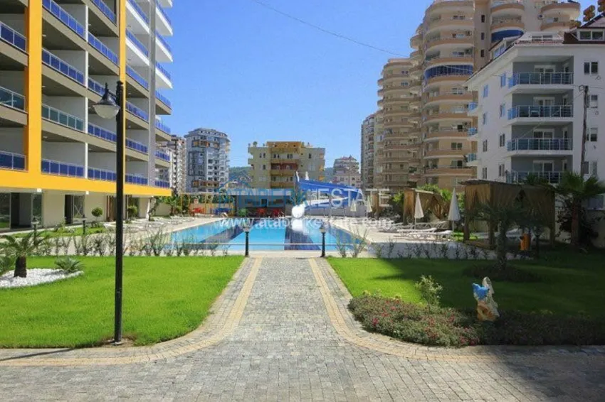 В новом комплексе просторная квартира с двумя спальнями. 13 