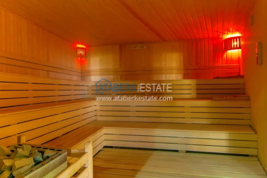 Complex with hotel infrastructure near the university and school 19 