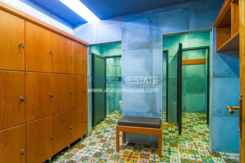 Complex with hotel infrastructure near the university and school 22 