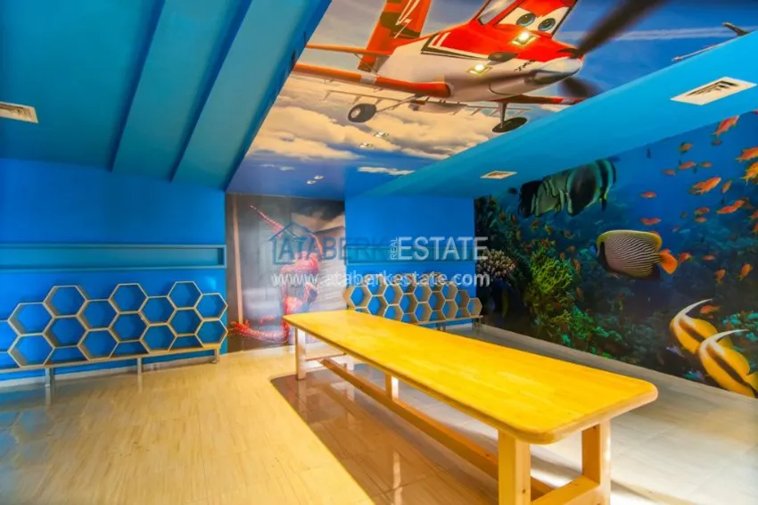 Complex with hotel infrastructure near the university and school 27 