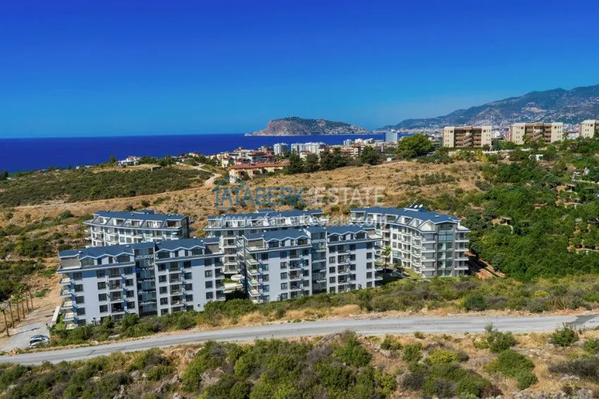 Complex with hotel infrastructure near the university and school 28 