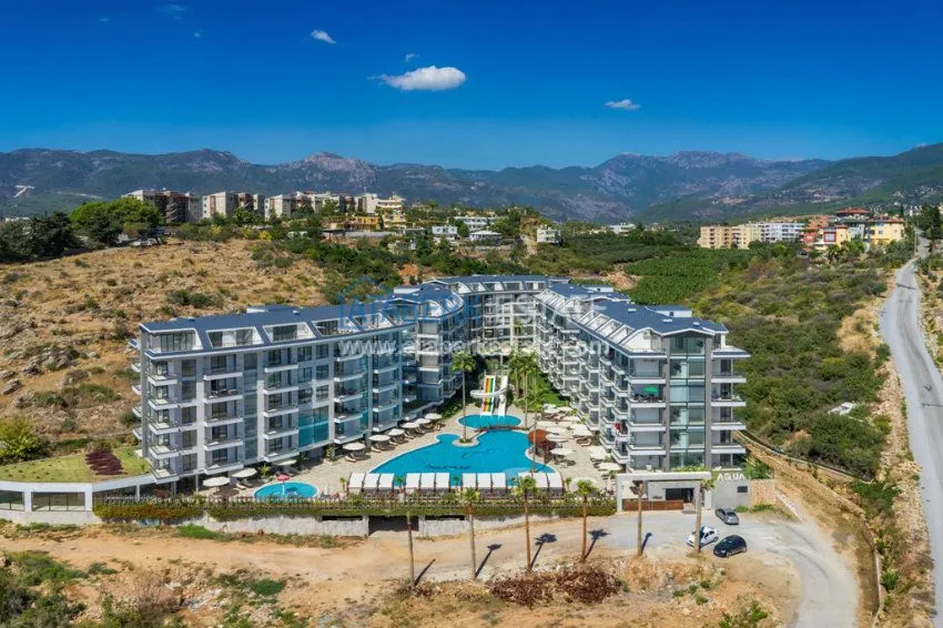 Complex with hotel infrastructure near the university and school 34 