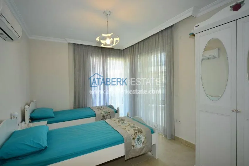 Apartments in a complex with excellent infrastructure, located near Alanya center 7