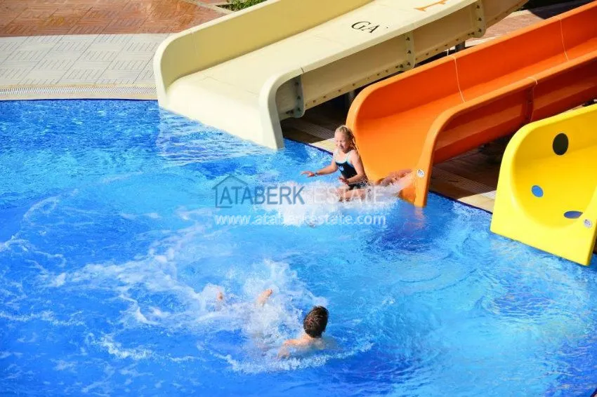 Apartments in a complex with excellent infrastructure, located near Alanya center 13