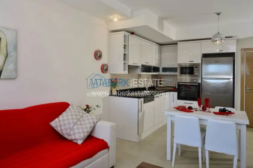 Apartments in a complex with excellent infrastructure, located near Alanya center 15
