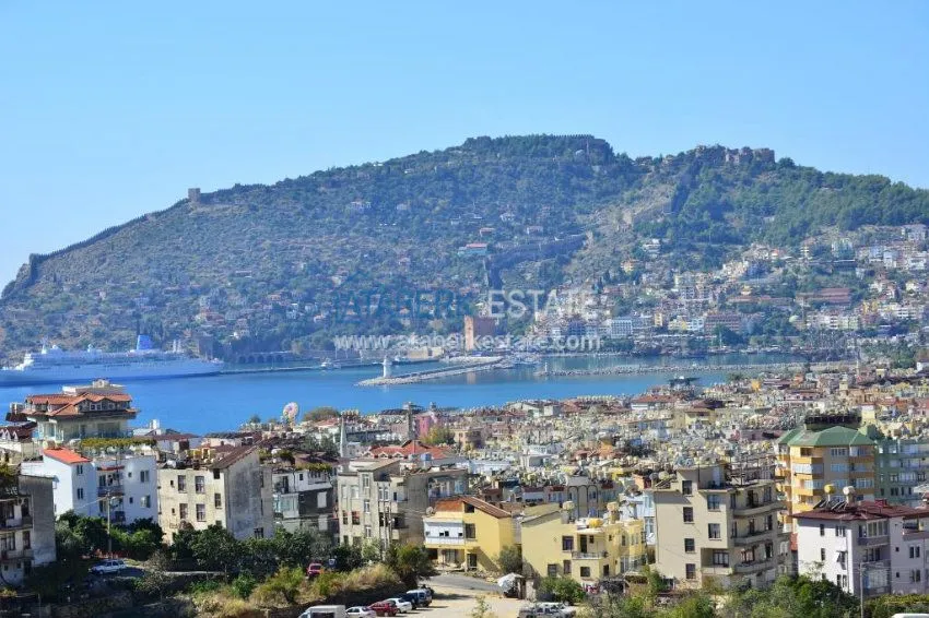 Apartments in a complex with excellent infrastructure, located near Alanya center 19