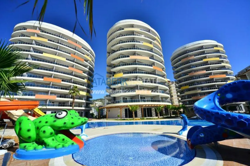 Apartments in a complex with excellent infrastructure, located near Alanya center 1