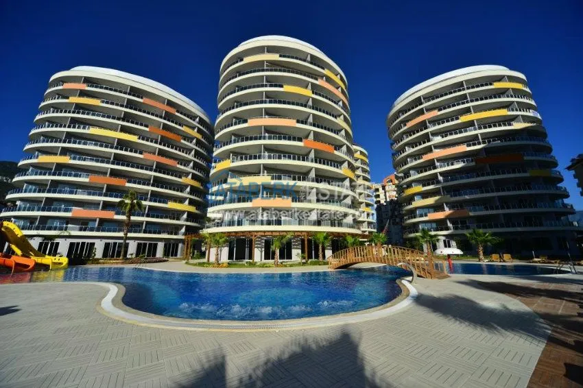 Apartments in a complex with excellent infrastructure, located near Alanya center 34