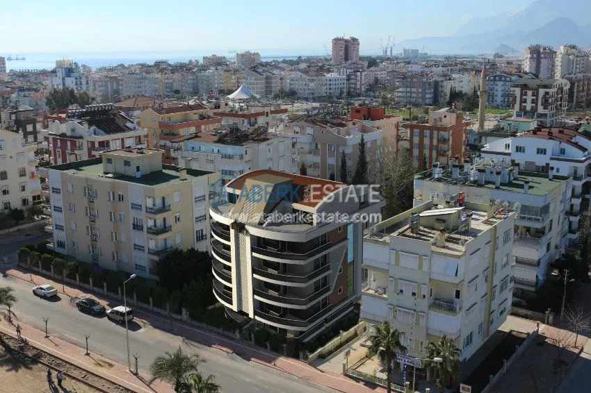 Beautiful complex by the sea in Konyaalti 9 