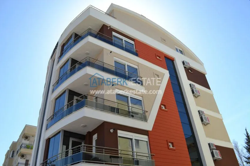 Beautiful complex by the sea in Konyaalti 12 