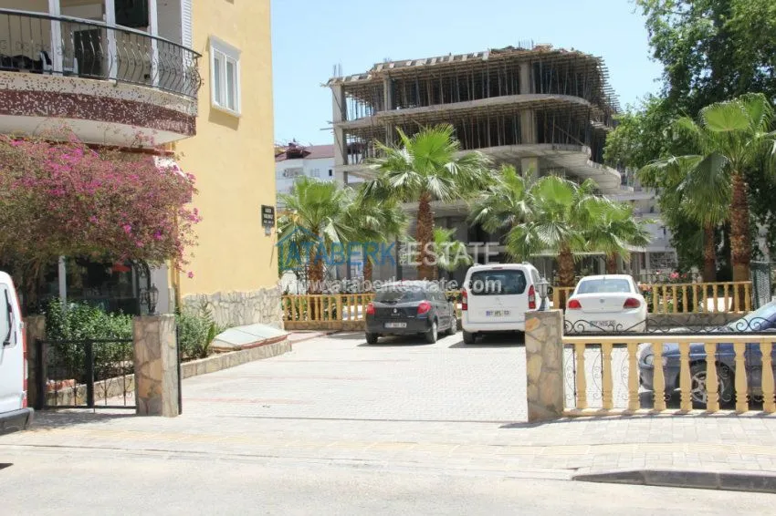 Квартира на третьем этаже в доме с бассейном 6 