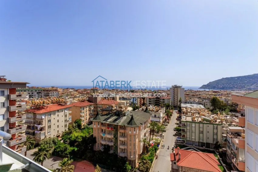 4+1 duplex with stunning views of the sea and the fortress in the center of Alanya 9 