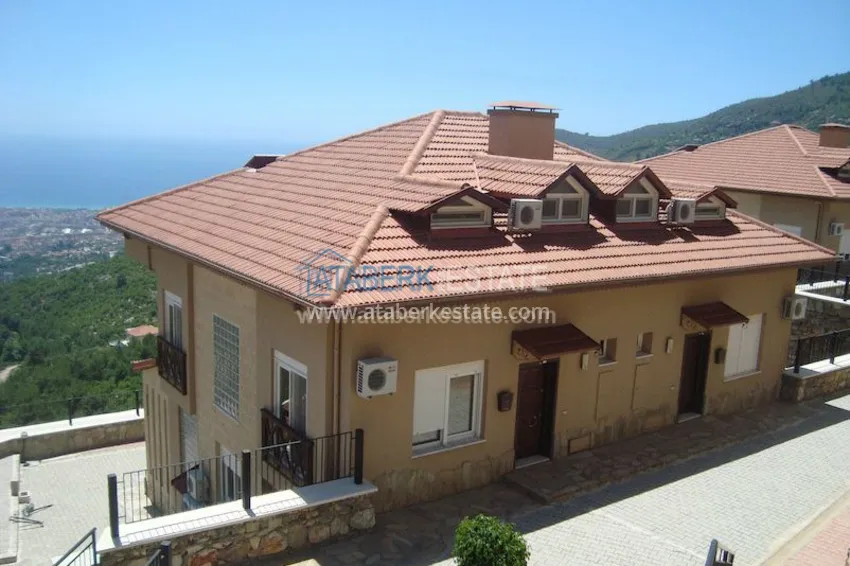Villas overlooking Alanya at a bargain price 9 