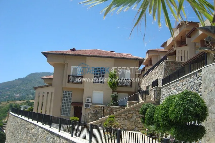 Villas overlooking Alanya at a bargain price 12 